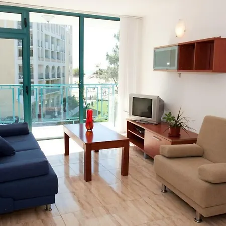 Colosseum 2 아파트호텔