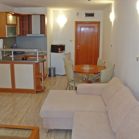 Apartahotel Colosseum 2